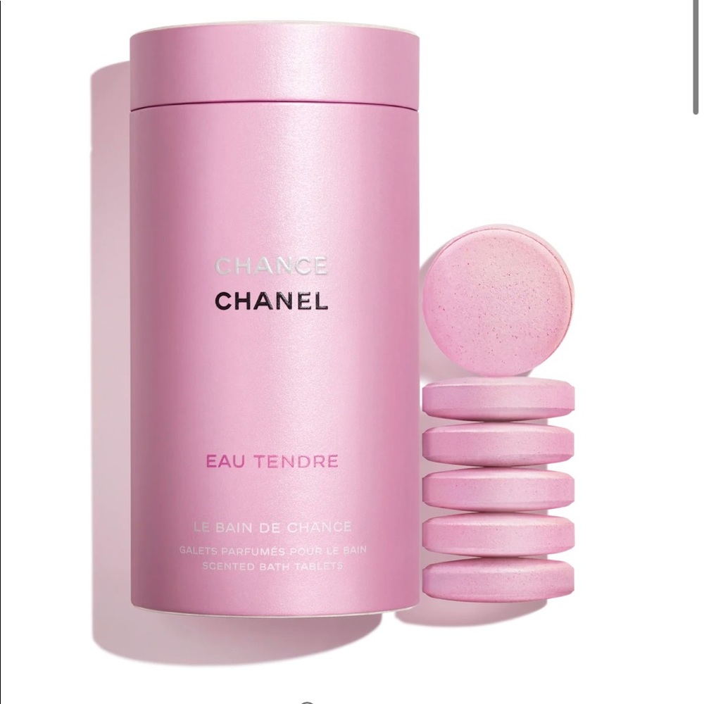 Chnce Chanel Bath Tables